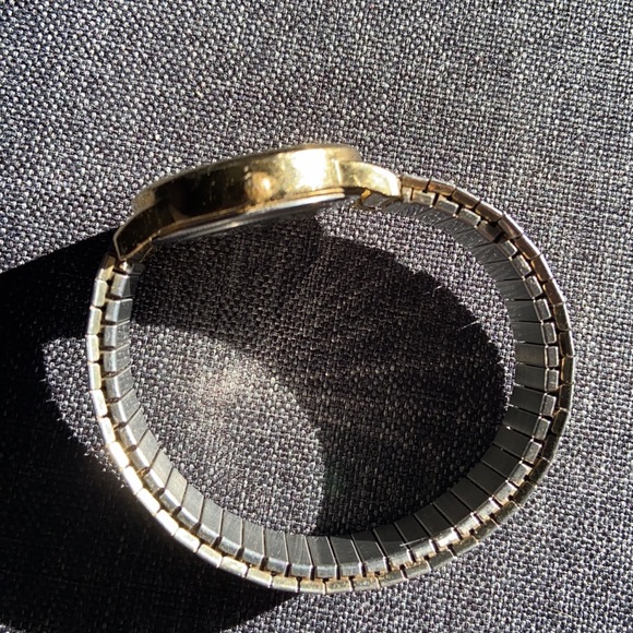 1 Timex Watches - Picture 3 of 4